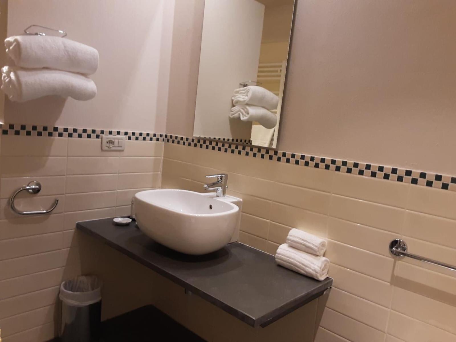 Hotel Antico Podere Propano Saluzzo Luaran gambar
